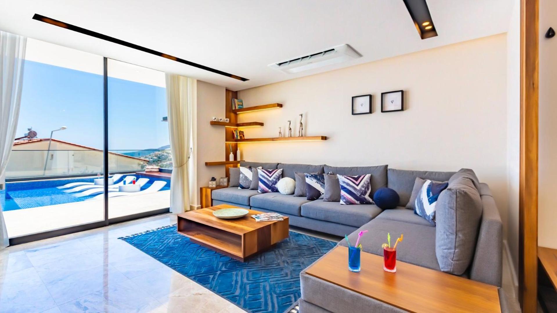Phi With Heated Indoor Pool Villa *